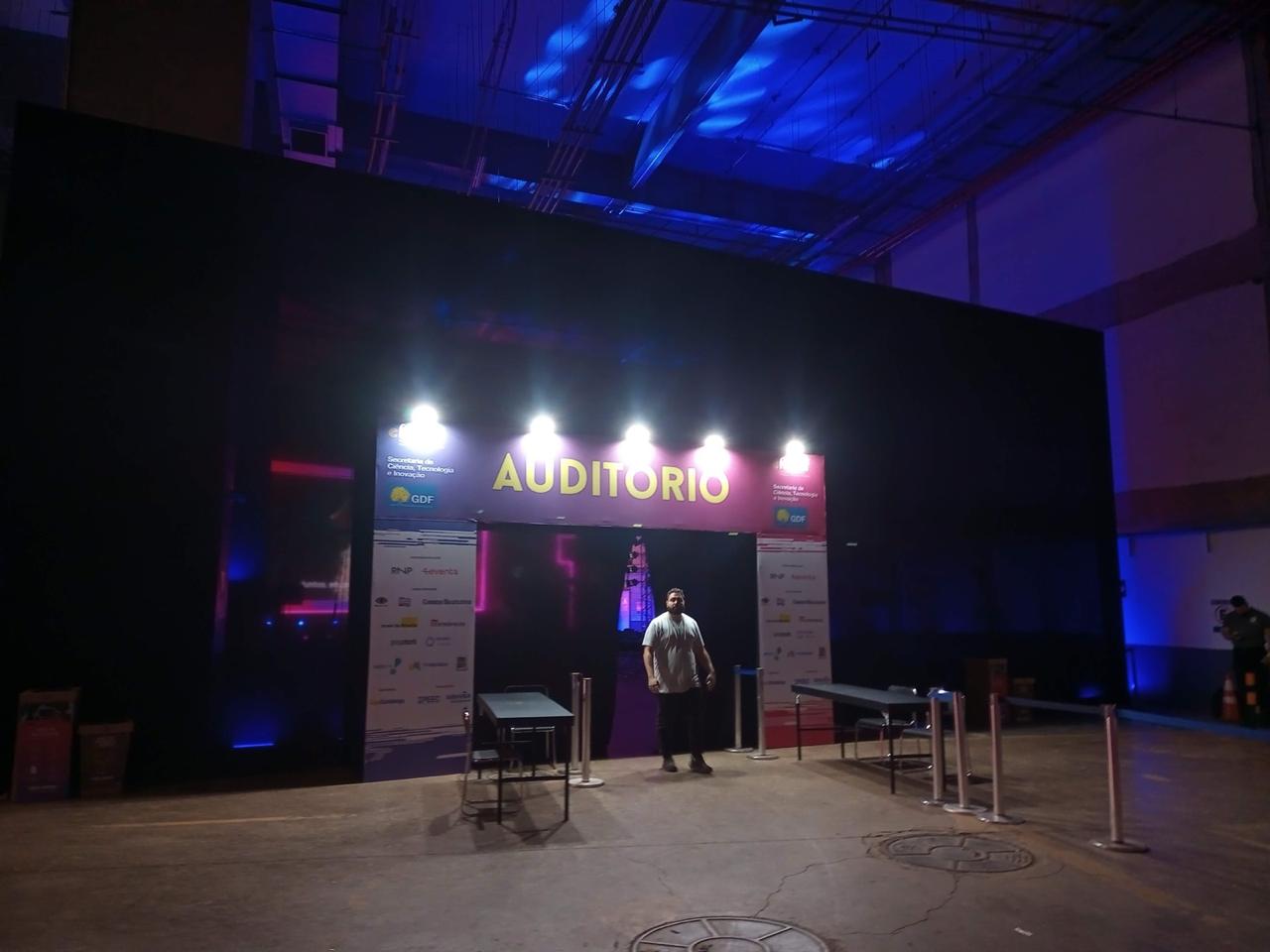 Estrutura montada para o Pixel Show no Estádio Mané Garrincha em Brasília 9